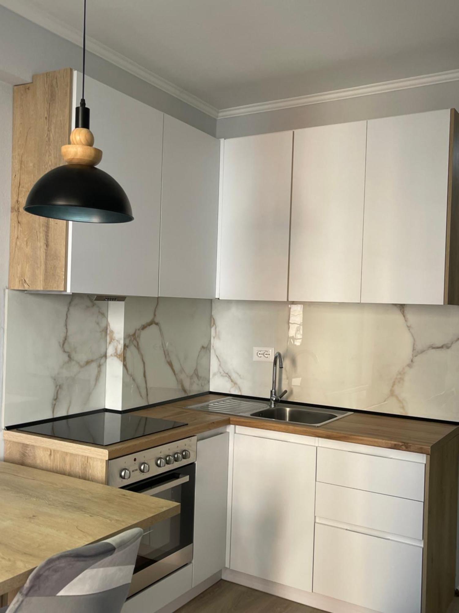 Tirana Sunshine Apartment Bagian luar foto